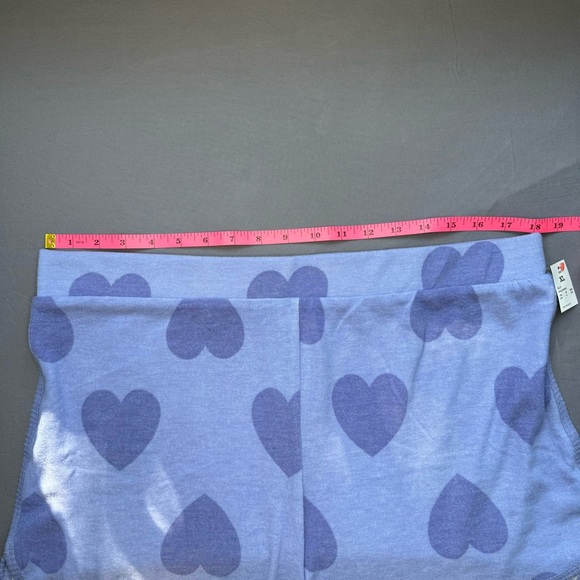 Colsie size XL lavender colored heart pattern mini shorts - Picture 8 of 8